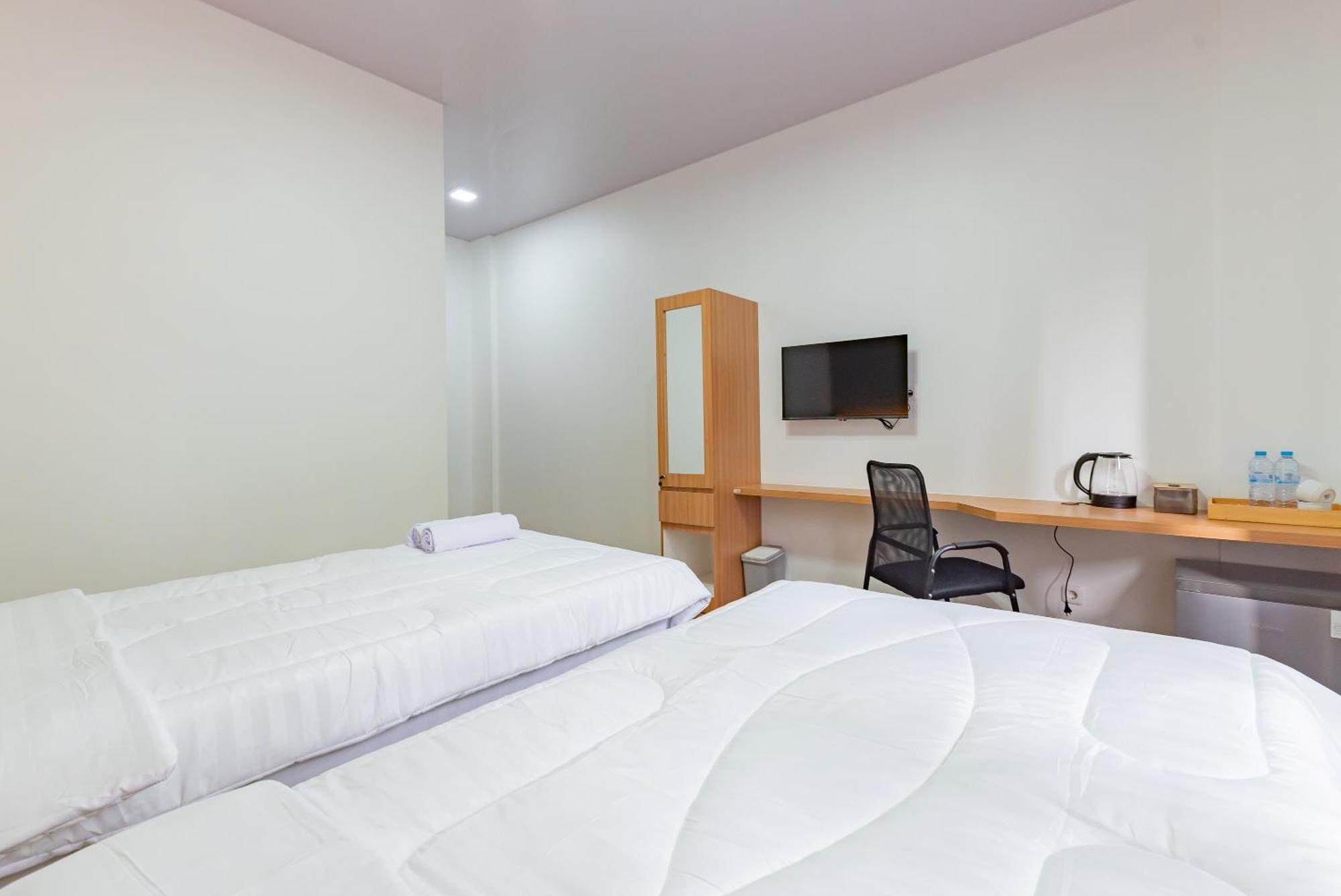 Urbanview Hotel Inkoppabri Cisarua Puncak Kültér fotó