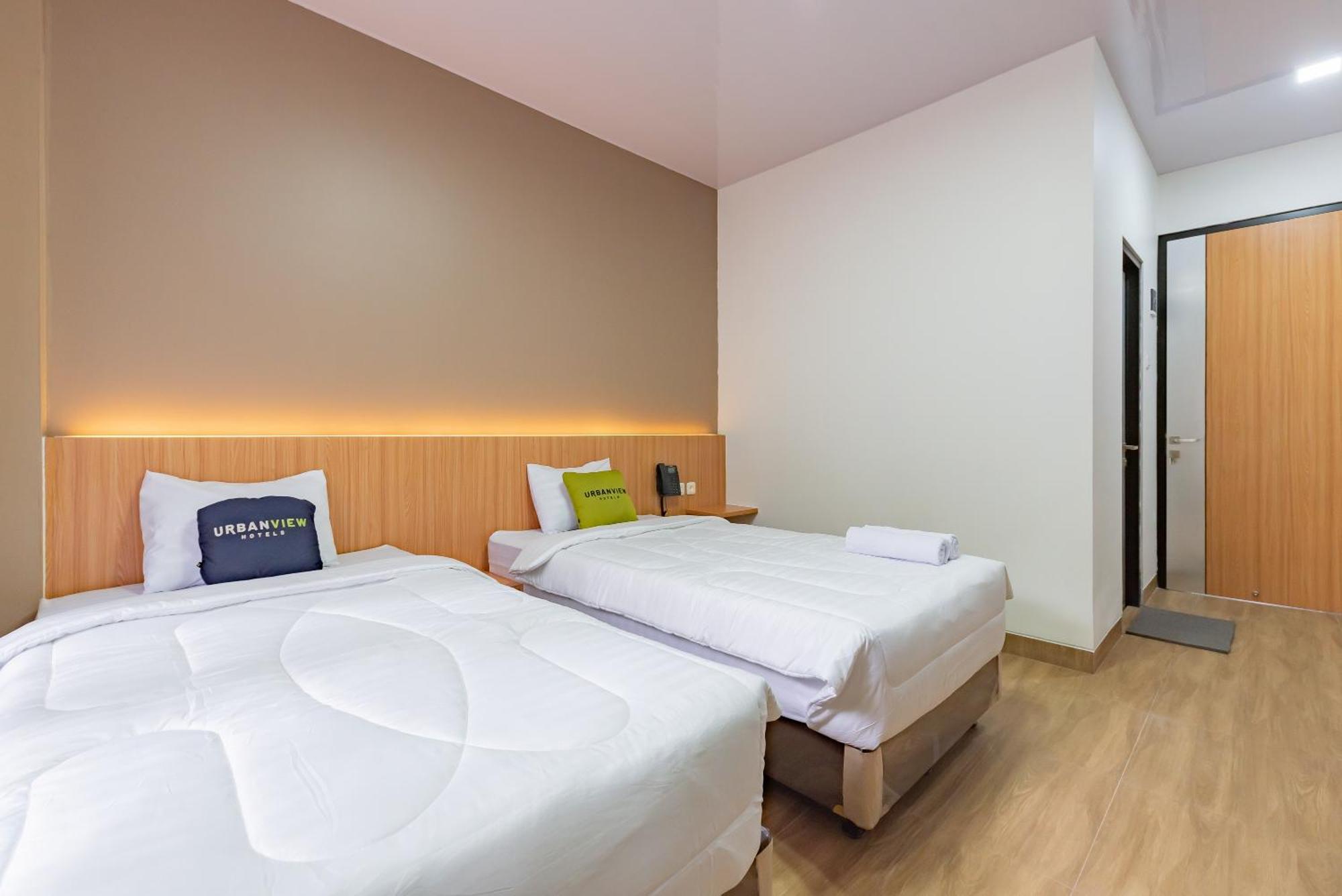 Urbanview Hotel Inkoppabri Cisarua Puncak Kültér fotó