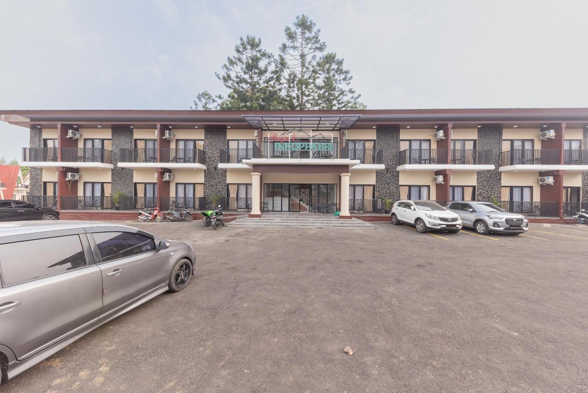 Urbanview Hotel Inkoppabri Cisarua Puncak Kültér fotó